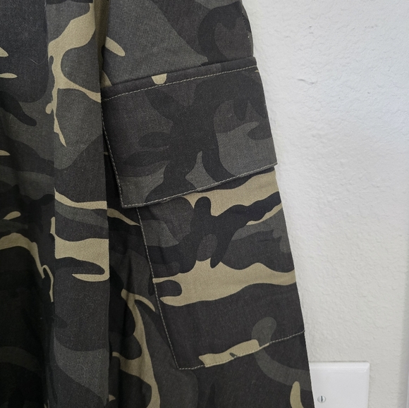NWT Nu Denmark Midi Camouflage Skirt Size S - Picture 2 of 5
